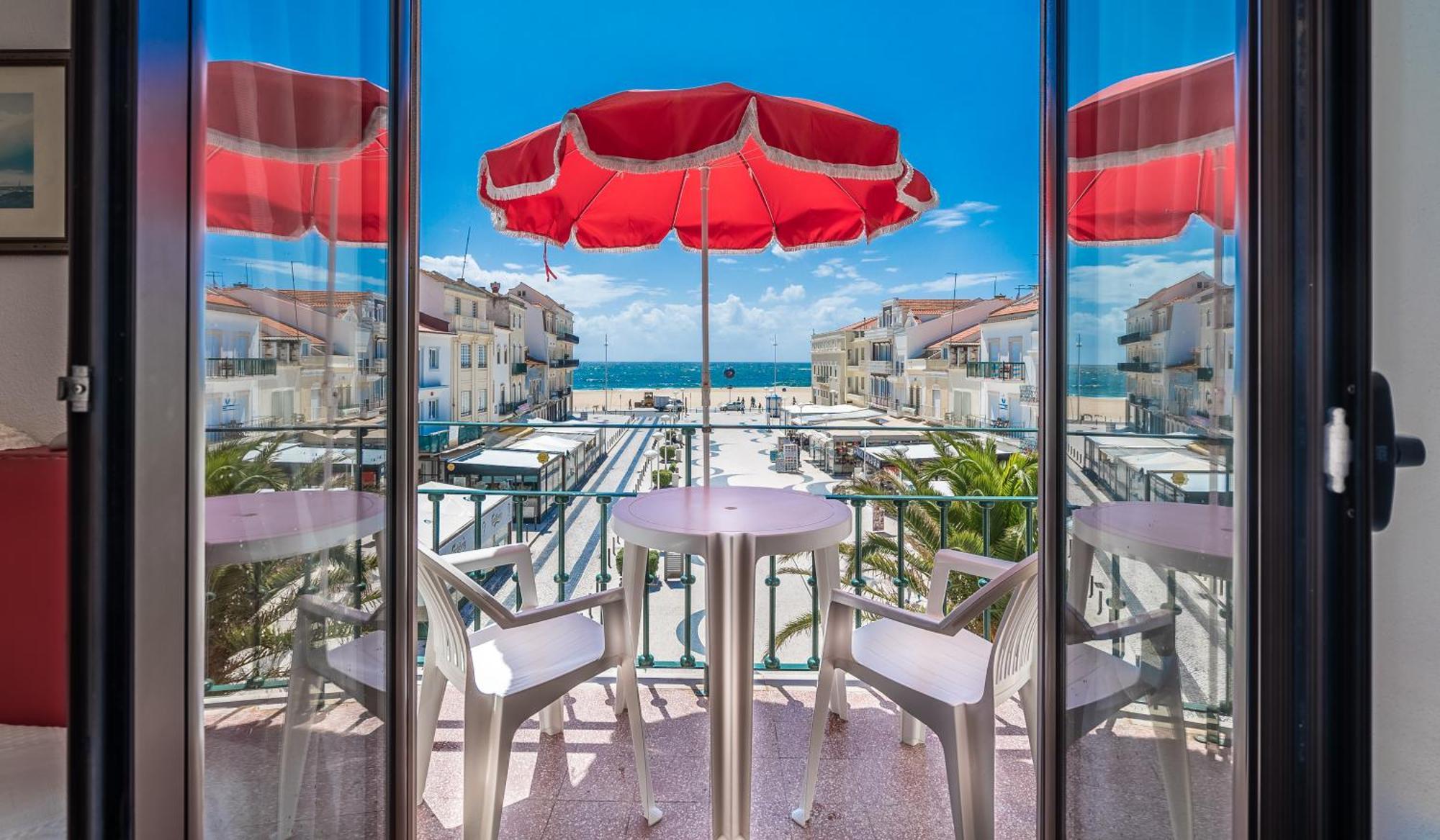 Solar Dos Carvalhos - Apartamentos De Turismo Nazaré Rom bilde
